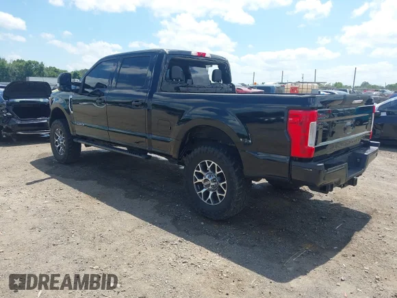 ✅ 2017 Ford F-250 XL • VIN: 1FT7W2BT1HEF10629 • Lot: 45351636. Listed on IAAI with 174,237 mi. Free auction sales archive from the USA and detailed vehicle history report at DreamBid. Image 3.