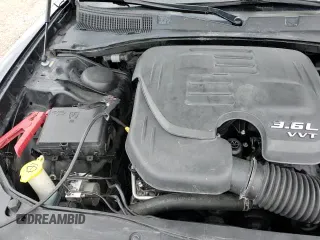 ✅ 2017 Dodge Charger SXT • VIN: 2C3CDXHG7HH561898 • Lot: 65902235. Wystawiony na Copart z przebiegiem 99 190 mil. Bezpłatny archiwum sprzedaży aukcyjnych z USA i szczegółowy raport historii pojazdu na DreamBid. Zdjęcie 13.