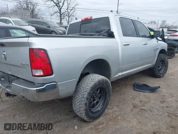 ✅ 2015 Ram 1500 Outdoorsman • VIN: 1C6RR7LT6FS568656 • Лот: 43890304. Опубліковано раніше на IAAI з пробігом 177 412 миль. Безкоштовний доступ до архіву аукціонних продажів зі США та докладний звіт про історію автомобіля на DreamBid. Зображення 4.