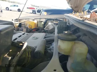 ✅ 2004 Toyota Highlander • VIN: JTEGP21A440018239 • Lot: 43804715. Wystawiony na IAAI z przebiegiem 263 234 mil. Bezpłatny archiwum sprzedaży aukcyjnych z USA i szczegółowy raport historii pojazdu na DreamBid. Zdjęcie 12.