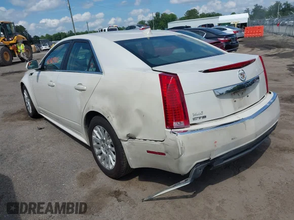 ✅ 2011 Cadillac CTS Luxury • VIN: 1G6DE5EY4B0147099 • Lot: 42405115. Wystawiony na IAAI z przebiegiem 134 800 mil. Bezpłatny archiwum sprzedaży aukcyjnych z USA i szczegółowy raport historii pojazdu na DreamBid. Zdjęcie 3.