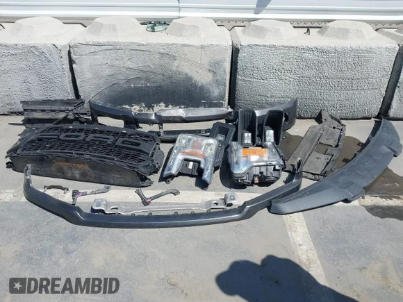 ✅ 2018 Ford F-150 XL • VIN: 1FTEX1CP1JKC83773 • Лот: 44824164. Опубліковано раніше на IAAI з пробігом 189 112 миль. Безкоштовний доступ до архіву аукціонних продажів зі США та докладний звіт про історію автомобіля на DreamBid. Зображення 12.