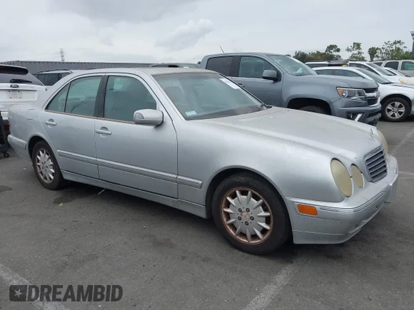 2001 Mercedes-Benz E 320