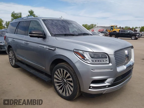 ✅ 2020 Lincoln Navigator Reserve • VIN: 5LMJJ2LT0LEL17201 • Лот: 45130507. Опубликован ранее на IAAI с пробегом 88 300 миль. Бесплатный доступ к архиву аукционных продаж из США и подробный отчёт об истории автомобиля на DreamBid. Изображение 1.