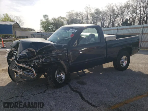 ✅ 1998 Dodge 1500 • VIN: 3B7HC16Y1WM205541 • Лот: 62191735. Опубліковано раніше на Copart з пробігом 113 610 миль. Безкоштовний доступ до архіву аукціонних продажів зі США та докладний звіт про історію автомобіля на DreamBid. Зображення 1.