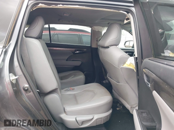 ✅ 2020 Toyota Highlander Limited • VIN: 5TDYZRAH8LS009368 • Lot: 44840209. Wystawiony na IAAI z przebiegiem 128 821 mil. Bezpłatny archiwum sprzedaży aukcyjnych z USA i szczegółowy raport historii pojazdu na DreamBid. Zdjęcie 8.