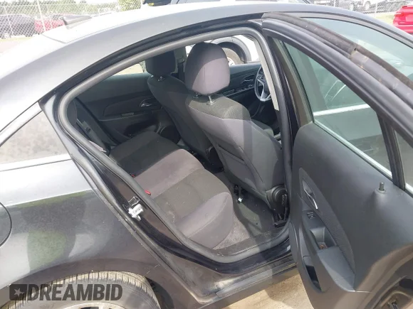 ✅ 2013 Chevrolet Cruze ECO • VIN: 1G1PH5SB1D7215041 • Lot: 45302332. Wystawiony na IAAI z przebiegiem 131 448 mil. Bezpłatny archiwum sprzedaży aukcyjnych z USA i szczegółowy raport historii pojazdu na DreamBid. Zdjęcie 8.