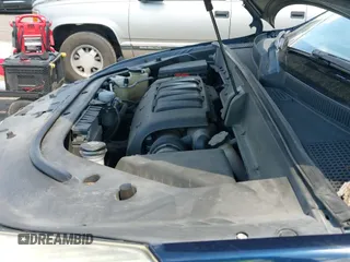 ✅ 2011 Chevrolet Traverse LS • VIN: 1GNKREEDXBJ412194 • Lot: 43304374. Wystawiony na IAAI z przebiegiem 187 234 mil. Bezpłatny archiwum sprzedaży aukcyjnych z USA i szczegółowy raport historii pojazdu na DreamBid. Zdjęcie 19.