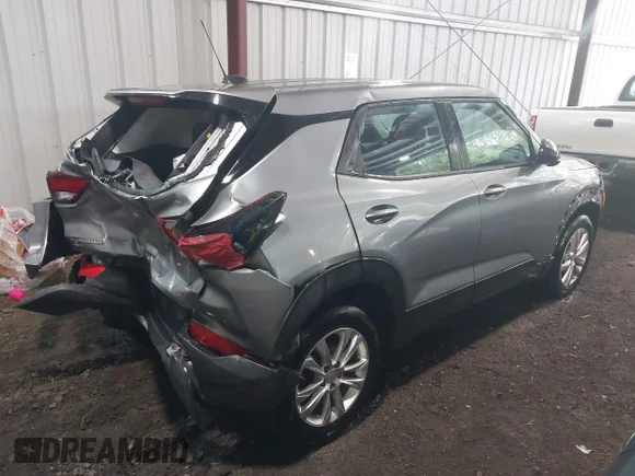 ✅ 2023 Chevrolet TrailBlazer LS • VIN: KL79MNSL8PB125789 • Lot: 42330517. Wystawiony na IAAI z przebiegiem 39 500 mil. Bezpłatny archiwum sprzedaży aukcyjnych z USA i szczegółowy raport historii pojazdu na DreamBid. Zdjęcie 4.