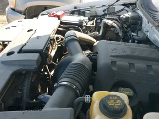 ✅ 2016 Ford Expedition Max Limited • VIN: 1FMJK2AT0GEF14166 • Lot: 43611342. Wystawiony na IAAI z przebiegiem 174 407 mil. Bezpłatny archiwum sprzedaży aukcyjnych z USA i szczegółowy raport historii pojazdu na DreamBid. Zdjęcie 19.