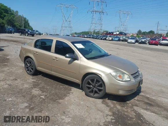 ✅ 2005 Chevrolet Cobalt • VIN: 1G1AK52F357667620 • Lot: 42641461. Wystawiony na IAAI z przebiegiem 127 816 mil. Bezpłatny archiwum sprzedaży aukcyjnych z USA i szczegółowy raport historii pojazdu na DreamBid. Zdjęcie 1.