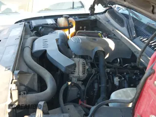 ✅ 2005 Chevrolet Suburban LT • VIN: 3GNEC16Z65G141285 • Lot: 43822728. Listed on IAAI with 189,940 mi. Free auction sales archive from the USA and detailed vehicle history report at DreamBid. Image 15.