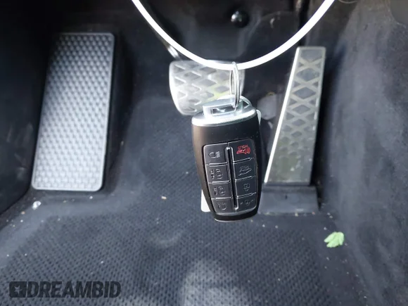 ✅ 2023 Genesis GV70 2.5T • VIN: KMUMADTB7PU107582 • Лот: 43104595. Опубліковано раніше на IAAI з пробігом 27 063 миль. Безкоштовний доступ до архіву аукціонних продажів зі США та докладний звіт про історію автомобіля на DreamBid. Зображення 11.