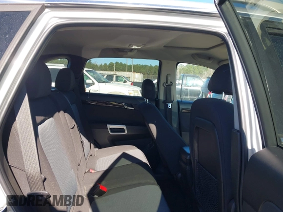 ✅ 2014 Chevrolet Captiva Sport LT • VIN: 3GNAL3EK0ES602797 • Lot: 44137802. Wystawiony na IAAI z przebiegiem 63 762 mil. Bezpłatny archiwum sprzedaży aukcyjnych z USA i szczegółowy raport historii pojazdu na DreamBid. Zdjęcie 8.
