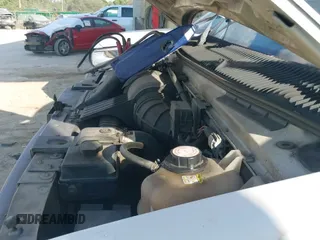 ✅ 2005 Ford Econoline Cargo • VIN: 1FTNE24L35HA46731 • Lot: 41543863. Wystawiony na IAAI z przebiegiem 179 541 mil. Bezpłatny archiwum sprzedaży aukcyjnych z USA i szczegółowy raport historii pojazdu na DreamBid. Zdjęcie 12.