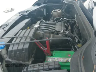 ✅ 2018 Volkswagen Atlas S • VIN: 1V2AR2CA7JC570747 • Lot: 42706124. Wystawiony na IAAI z przebiegiem 167 416 mil. Bezpłatny archiwum sprzedaży aukcyjnych z USA i szczegółowy raport historii pojazdu na DreamBid. Zdjęcie 19.