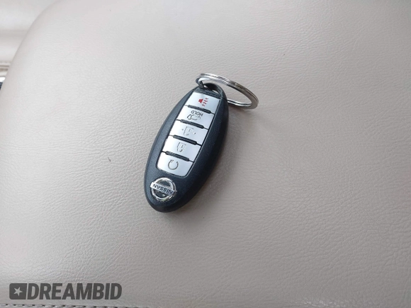 ✅ 2017 Nissan Pathfinder SV • VIN: 5N1DR2MM7HC600939 • Lot: 44224278. Wystawiony na IAAI z przebiegiem 119 855 mil. Bezpłatny archiwum sprzedaży aukcyjnych z USA i szczegółowy raport historii pojazdu na DreamBid. Zdjęcie 11.
