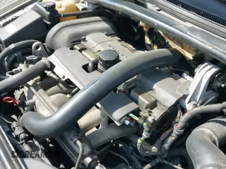 ✅ 2001 Volvo V70 • VIN: YV1SW58D711010087 • Lot: 42219331. Listed on IAAI with 198,772 mi. Free auction sales archive from the USA and detailed vehicle history report at DreamBid. Image 12.