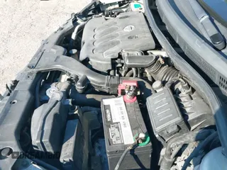 ✅ 2008 Nissan Versa SL • VIN: 3N1BC13E68L379679 • Lot: 41449558. Wystawiony na IAAI z przebiegiem 165 343 mil. Bezpłatny archiwum sprzedaży aukcyjnych z USA i szczegółowy raport historii pojazdu na DreamBid. Zdjęcie 18.