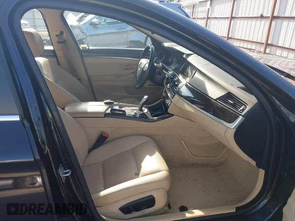 ✅ 2014 BMW 5 Series 528i • VIN: WBA5A5C54ED504863 • Lot: 45157480. Wystawiony na IAAI z przebiegiem 152 888 mil. Bezpłatny archiwum sprzedaży aukcyjnych z USA i szczegółowy raport historii pojazdu na DreamBid. Zdjęcie 5.