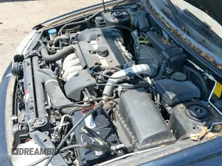 ✅ 2004 Volvo S40 • VIN: YV1VS27544F082373 • Lot: 43015701. Listed on IAAI with 56,450 mi. Free auction sales archive from the USA and detailed vehicle history report at DreamBid. Image 19.