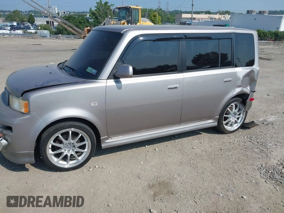 ✅ 2004 Scion xB • VIN: JTLKT324440161690 • Lot: 42835793. Wystawiony na IAAI z przebiegiem 210 308 mil. Bezpłatny archiwum sprzedaży aukcyjnych z USA i szczegółowy raport historii pojazdu na DreamBid. Zdjęcie 2.