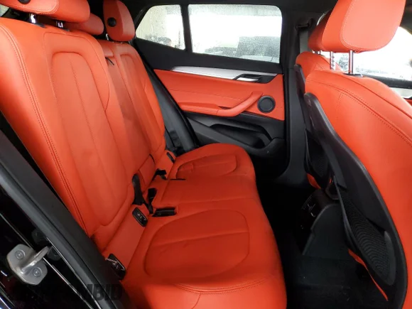 ✅ 2022 BMW X2 sDrive28i • VIN: WBXYH9C00N5T68753 • Lot: 60741462. Wystawiony na Copart z przebiegiem 7 169 mil. Bezpłatny archiwum sprzedaży aukcyjnych z USA i szczegółowy raport historii pojazdu na DreamBid. Zdjęcie 6.