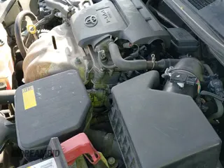 ✅ 2012 Toyota Camry SE • VIN: 4T1BF1FK1CU046905 • Лот: 43289494. Опубликован ранее на IAAI с пробегом 198 772 миль. Бесплатный доступ к архиву аукционных продаж из США и подробный отчёт об истории автомобиля на DreamBid. Изображение 19.