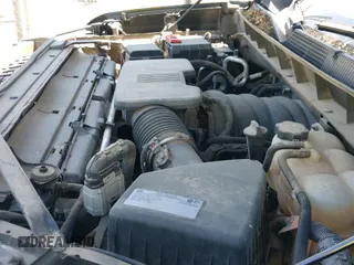 2021 Chevrolet Silverado 1500 LT z VIN 3GCUYDEDXMG375568, wystawiony jako IAAI lot #42412870 z przebiegiem 81 347 mil mil oraz . Historia ofert i sprzedaży dostępna na DreamBid. Obrazek 19.