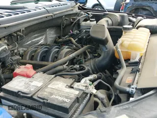 ✅ 2017 Ford F-150 XL • VIN: 1FTEW1EF8HFA19721 • Lot: 42670951. Wystawiony na IAAI z przebiegiem 201 515 mil. Bezpłatny archiwum sprzedaży aukcyjnych z USA i szczegółowy raport historii pojazdu na DreamBid. Zdjęcie 19.