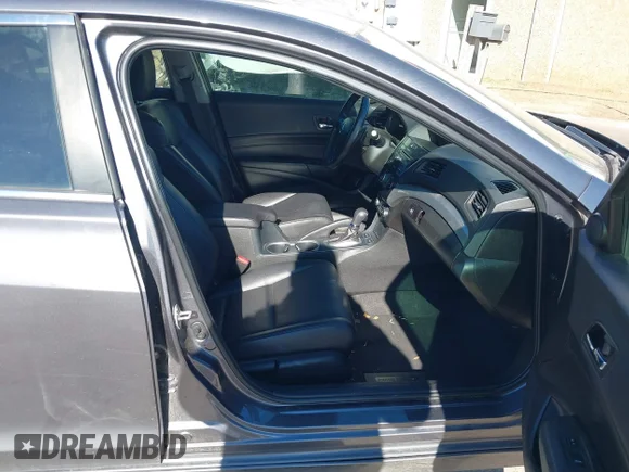 ✅ 2018 Acura ILX Special Edition • VIN: 19UDE2F49JA009530 • Lot: 41146493. Wystawiony na IAAI z przebiegiem 95 441 mil. Bezpłatny archiwum sprzedaży aukcyjnych z USA i szczegółowy raport historii pojazdu na DreamBid. Zdjęcie 5.