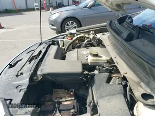 ✅ 2015 Nissan Pathfinder SV • VIN: 5N1AR2MN9FC698736 • Lot: 43299148. Wystawiony na IAAI z przebiegiem 193 692 mil. Bezpłatny archiwum sprzedaży aukcyjnych z USA i szczegółowy raport historii pojazdu na DreamBid. Zdjęcie 19.