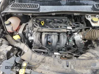 ✅ 2018 Ford Escape S • VIN: 1FMCU0F72JUC59603 • Lot: 70541195. Wystawiony na Copart z przebiegiem 64 930 mil. Bezpłatny archiwum sprzedaży aukcyjnych z USA i szczegółowy raport historii pojazdu na DreamBid. Zdjęcie 14.