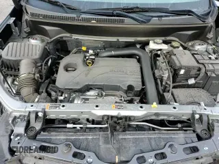 ✅ 2024 Chevrolet Equinox RS • VIN: 3GNAXWEG0RS123240 • Лот: 82274065. Опубликован ранее на Copart с пробегом 31 069 миль. Бесплатный доступ к архиву аукционных продаж из США и подробный отчёт об истории автомобиля на DreamBid. Изображение 13.