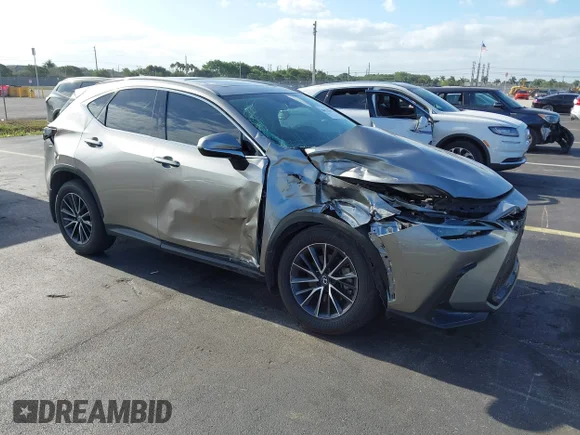 ✅ 2024 Lexus NX 250 • VIN: 2T2ADCAZ7RC014421 • Lot: 44872593. Wystawiony na IAAI z przebiegiem 35 043 mil. Bezpłatny archiwum sprzedaży aukcyjnych z USA i szczegółowy raport historii pojazdu na DreamBid. Zdjęcie 1.