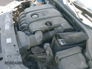 ✅ 2014 Volkswagen Passat Wolfsburg Edition • VIN: 1VWAH7A36EC005267 • Lot: 42496313. Wystawiony na IAAI z przebiegiem 250 241 mil. Bezpłatny archiwum sprzedaży aukcyjnych z USA i szczegółowy raport historii pojazdu na DreamBid. Zdjęcie 14.