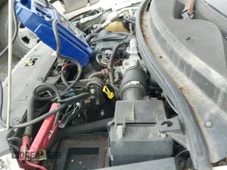 ✅ 2005 Mercury Monterey Luxury • VIN: 2MRDA22235BJ01321 • Lot: 41464063. Wystawiony na IAAI z przebiegiem 216 017 mil. Bezpłatny archiwum sprzedaży aukcyjnych z USA i szczegółowy raport historii pojazdu na DreamBid. Zdjęcie 12.