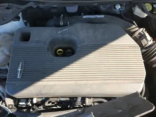 ✅ 2020 Lincoln Corsair Standard • VIN: 5LMCJ1C94LUL14265 • Lot: 90534405. Wystawiony na Copart z przebiegiem 51 980 mil. Bezpłatny archiwum sprzedaży aukcyjnych z USA i szczegółowy raport historii pojazdu na DreamBid. Zdjęcie 16.