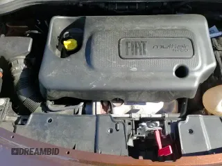 ✅ 2019 FIAT 500L Trekking • VIN: ZFBNFADH3KZ042447 • Lot: 82512885. Listed on Copart with 73,363 mi. Free auction sales archive from the USA and detailed vehicle history report at DreamBid. Image 14.