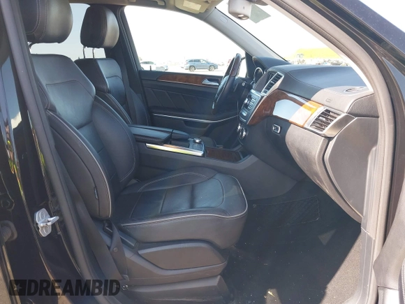 ✅ 2014 Mercedes-Benz GL 350 • VIN: 4JGDF2EE9EA310841 • Lot: 42004578. Wystawiony na IAAI z przebiegiem 161 816 mil. Bezpłatny archiwum sprzedaży aukcyjnych z USA i szczegółowy raport historii pojazdu na DreamBid. Zdjęcie 5.