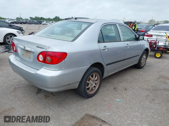 ✅ 2007 Toyota Corolla LE • VIN: 1NXBR32EX7Z790656 • Lot: 45139868. Wystawiony na IAAI z przebiegiem 299 999 mil. Bezpłatny archiwum sprzedaży aukcyjnych z USA i szczegółowy raport historii pojazdu na DreamBid. Zdjęcie 4.