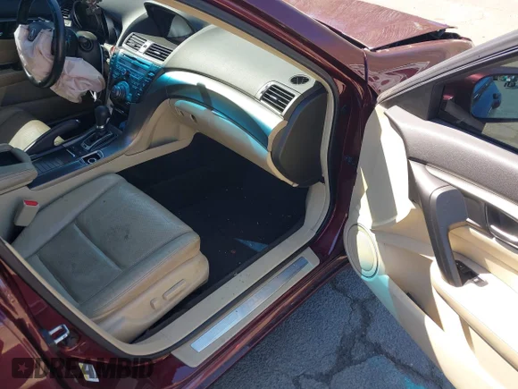 ✅ 2013 Acura TL Technology • VIN: 19UUA8F53DA007137 • Lot: 44806308. Listed on IAAI with 100,364 mi. Free auction sales archive from the USA and detailed vehicle history report at DreamBid. Image 5.
