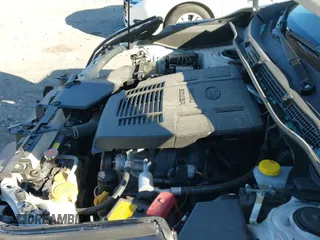 ✅ 2024 Subaru Forester Premium • VIN: JF2SKADC0RH469697 • Lot: 43508807. Wystawiony na IAAI z przebiegiem 32 341 mil. Bezpłatny archiwum sprzedaży aukcyjnych z USA i szczegółowy raport historii pojazdu na DreamBid. Zdjęcie 19.