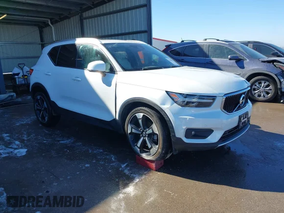 ✅ 2021 Volvo XC40 Momentum • VIN: YV4162UK5M2428129 • Лот: 44468982. Опубликован ранее на IAAI с пробегом 62 131 миль. Бесплатный доступ к архиву аукционных продаж из США и подробный отчёт об истории автомобиля на DreamBid. Изображение 1.