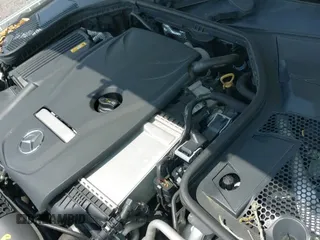 ✅ 2018 Mercedes-Benz C 300 • VIN: WDDWJ4JB1JF629561 • Lot: 42190511. Wystawiony na IAAI z przebiegiem 119 514 mil. Bezpłatny archiwum sprzedaży aukcyjnych z USA i szczegółowy raport historii pojazdu na DreamBid. Zdjęcie 19.