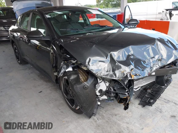 ✅ 2025 Kia K4 EX • VIN: 3KPFU4DE6SE126613 • Лот: 42682463. Опубликован ранее на IAAI с пробегом 535 миль. Бесплатный доступ к архиву аукционных продаж из США и подробный отчёт об истории автомобиля на DreamBid. Изображение 6.