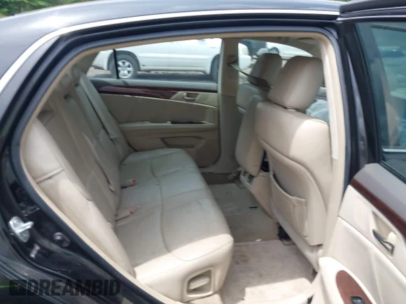 ✅ 2009 Toyota Avalon Limited • VIN: 4T1BK36B79U348957 • Лот: 45085061. Опубліковано раніше на IAAI з пробігом 246 810 миль. Безкоштовний доступ до архіву аукціонних продажів зі США та докладний звіт про історію автомобіля на DreamBid. Зображення 8.