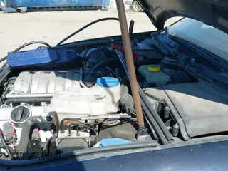 ✅ 2005 Audi S4 • VIN: WAUPL68E25A088637 • Lot: 42715322. Wystawiony na IAAI z przebiegiem 104 163 mil. Bezpłatny archiwum sprzedaży aukcyjnych z USA i szczegółowy raport historii pojazdu na DreamBid. Zdjęcie 12.