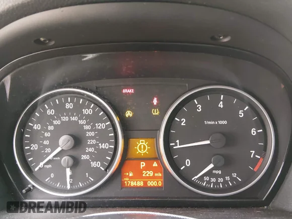 ✅ 2007 BMW 3 Series 328i • VIN: WBAVA33567P140693 • Лот: 44443437. Опубліковано раніше на IAAI з пробігом 178 488 миль. Безкоштовний доступ до архіву аукціонних продажів зі США та докладний звіт про історію автомобіля на DreamBid. Зображення 7.