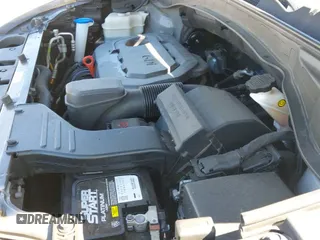 2018 Hyundai Santa Fe 2.4L z VIN 5XYZT3LB7JG556833, wystawiony jako IAAI lot #43456339 z przebiegiem 153 359 mil mil oraz . Historia ofert i sprzedaży dostępna na DreamBid. Obrazek 20.